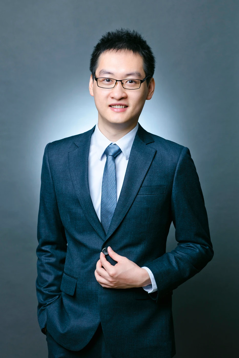 Dr Ping Luo (photo credit: MIT Technology Review)