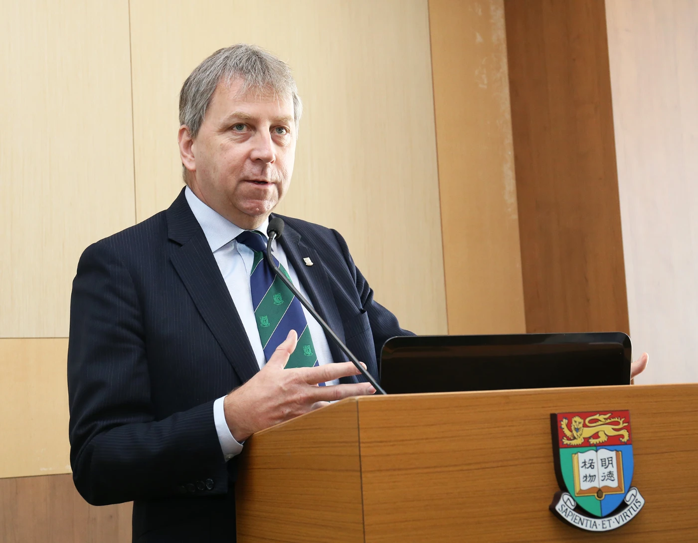 Joint education workshop at HKU brings academics and industry together (English only)