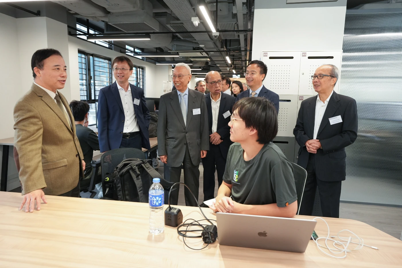 香港大學同心基金數據科學研究院慶祝新辦公室開幕
