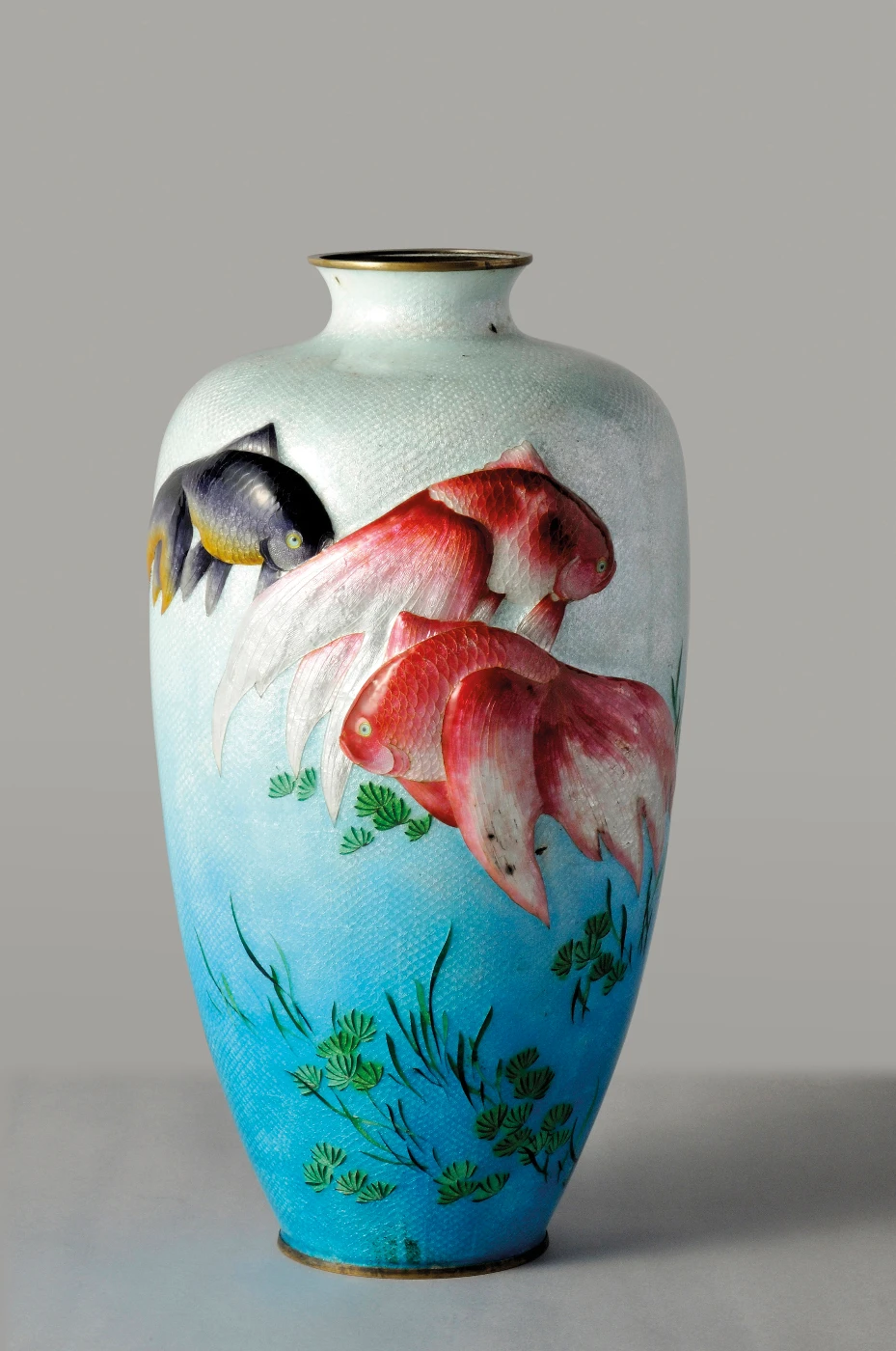 Vase with Goldfish (Ginbari & Tsuiki)
     Artist: Shoubei TOMIKI
     H: 39 cm  W: 19.5 cm