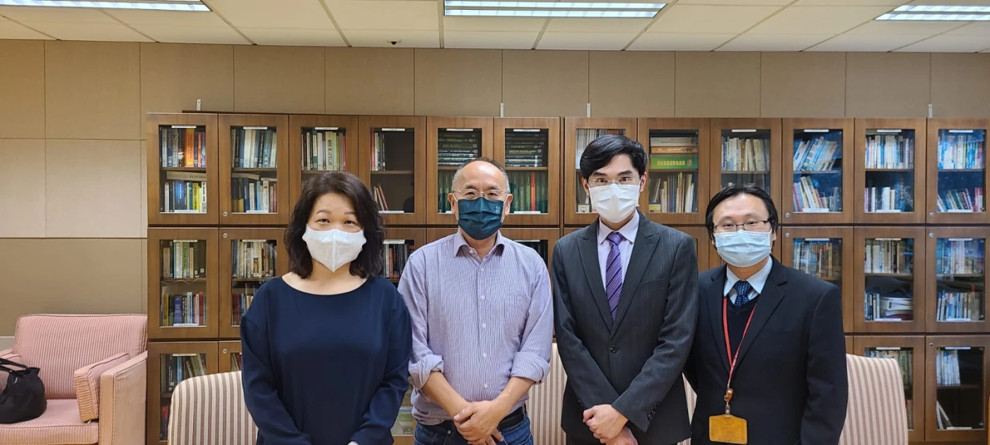 (From left) Ms Florence Cheung, Training Consultant, and Professor Yip, Director, CSRP; Mr. Vincent NG, Executive Director and Mr. Justin LEUNG, Program Manager, SPS
