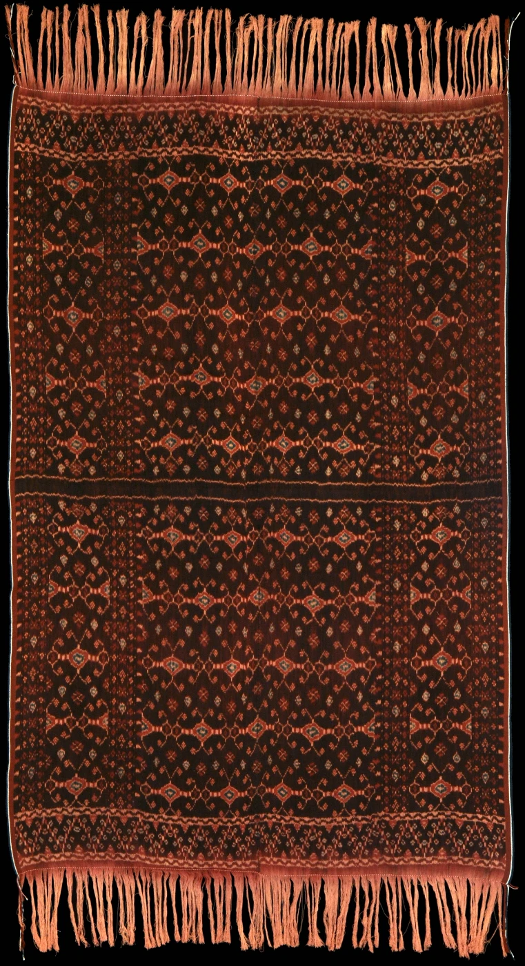 Flores (Ndona)
     Endenese people
     Semba, men's wrap
     Warp ikat in fine hand-spun cotton
     1930–1945 (Image 84)