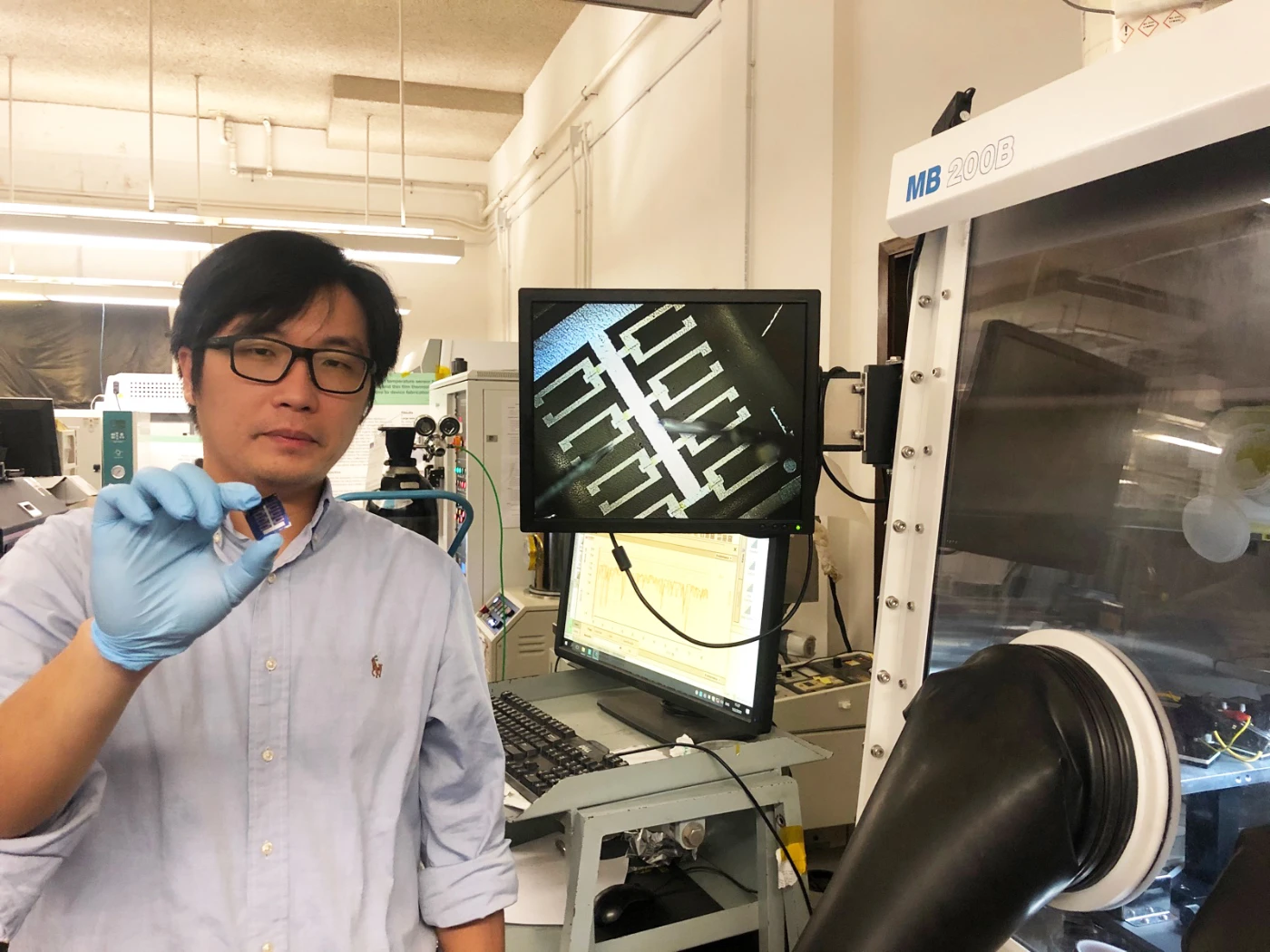港大工程團隊研發嶄新微型單層有機半導體<br>
為開發未來柔性新電子產品奠定基石