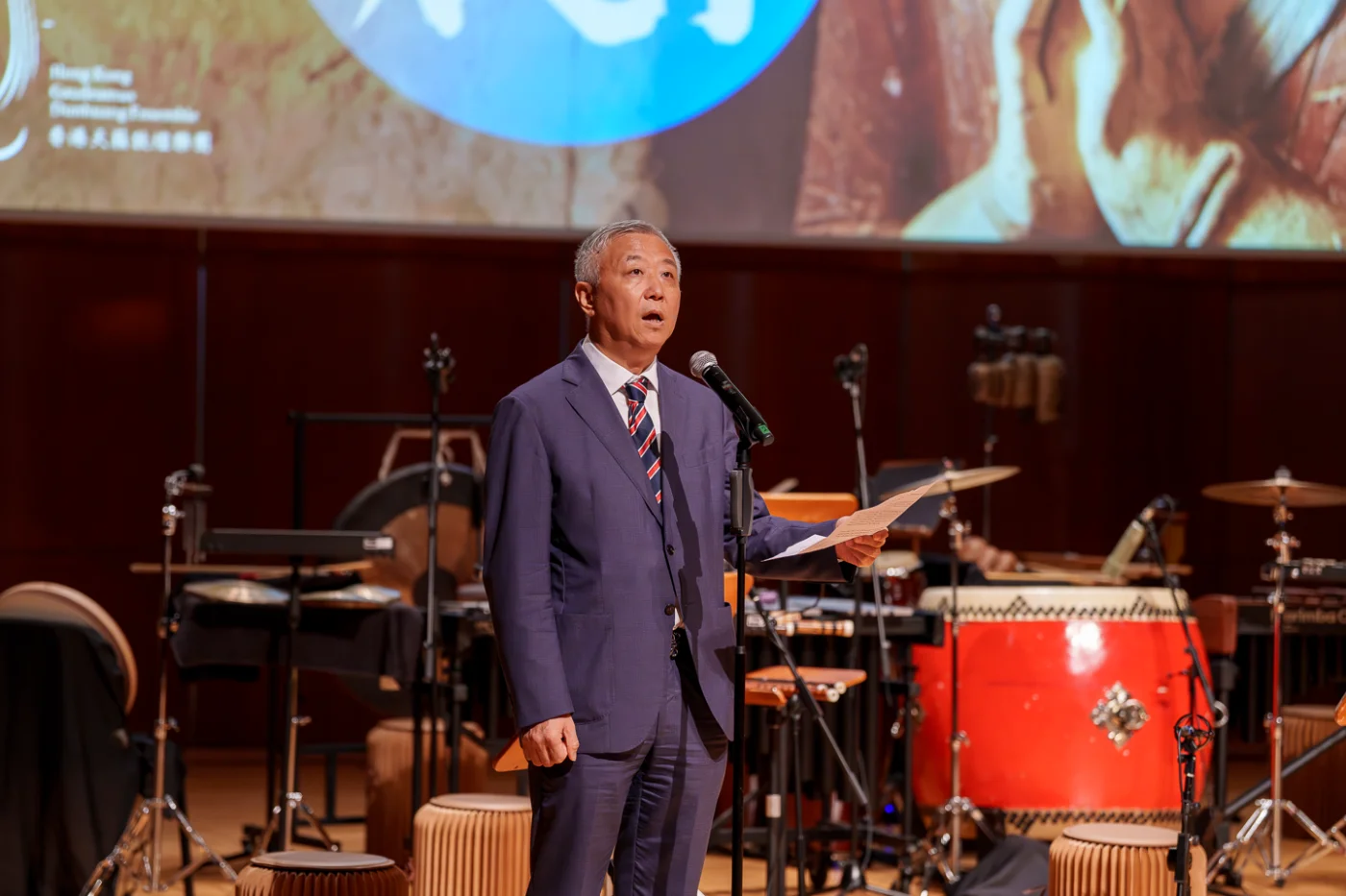 The memorable evening is officiated by Professor Peng Gong, Vice-President and Pro-Vice-Chancellor (Academic Development) at HKU.