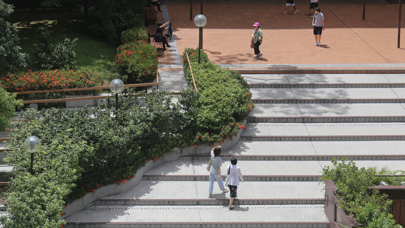 Can an Hour of Green Spaces Each Week Keep the Doctor Away?