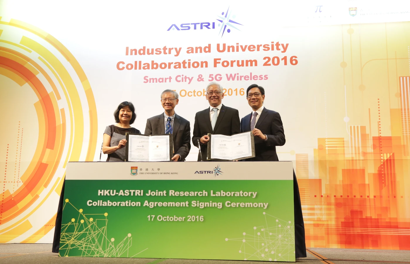 HKU partners with ASTRI to establish Joint Research Laboratory<br>
on FinTech, HealthTech and Smart City