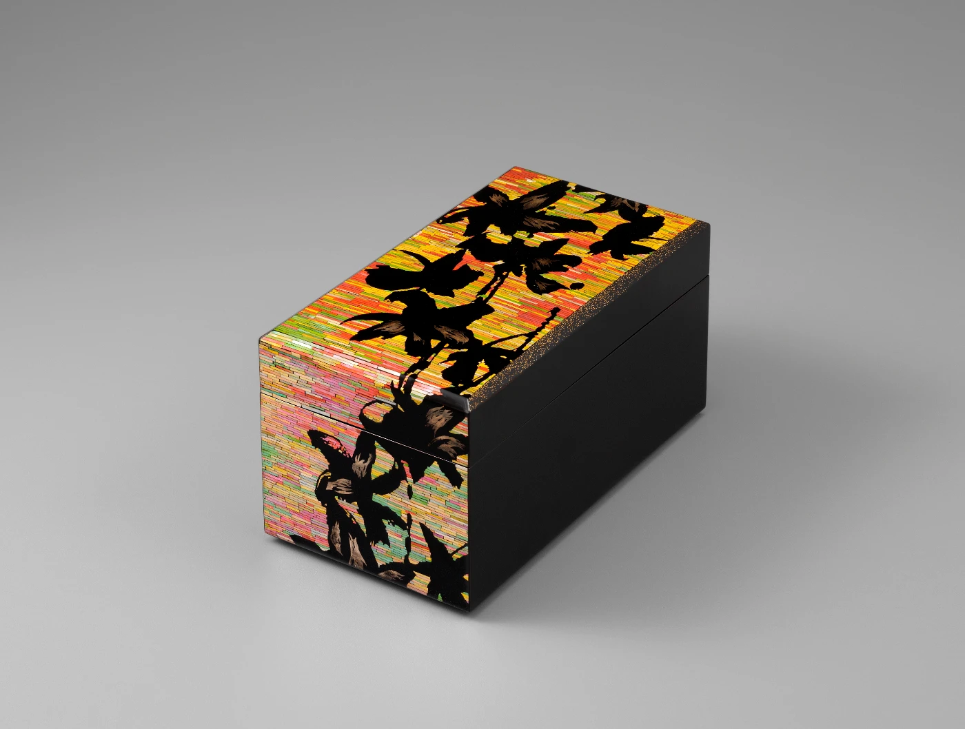 Summer Solstice
Shimpei Matsuzaki (b. 1981)
Tokyo, 2017
Lacquer and mother-of-pearl, 9.5 x 18 x 9.5 cm
Image courtesy of the Ise Collection