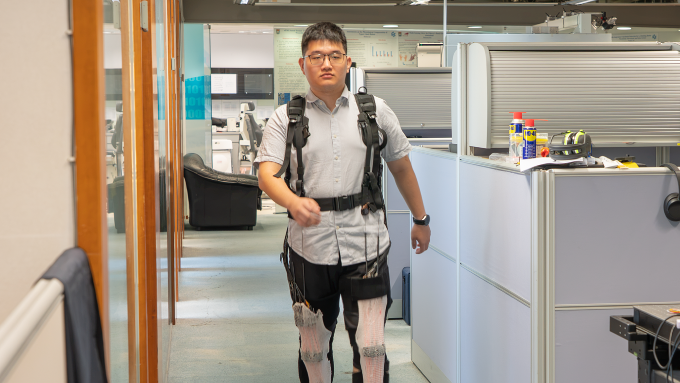 In Professor Ning Xi’s laboratory at HKU, the start-up Exynergy is pioneering lightweight, soft, wearable robots powered by artificial muscles made from Shear Thickening Gel. Engineered to fit like ordinary clothing, the system reads real-time neuro signals to provide personalized muscle support without delay, functioning just like natural muscles.