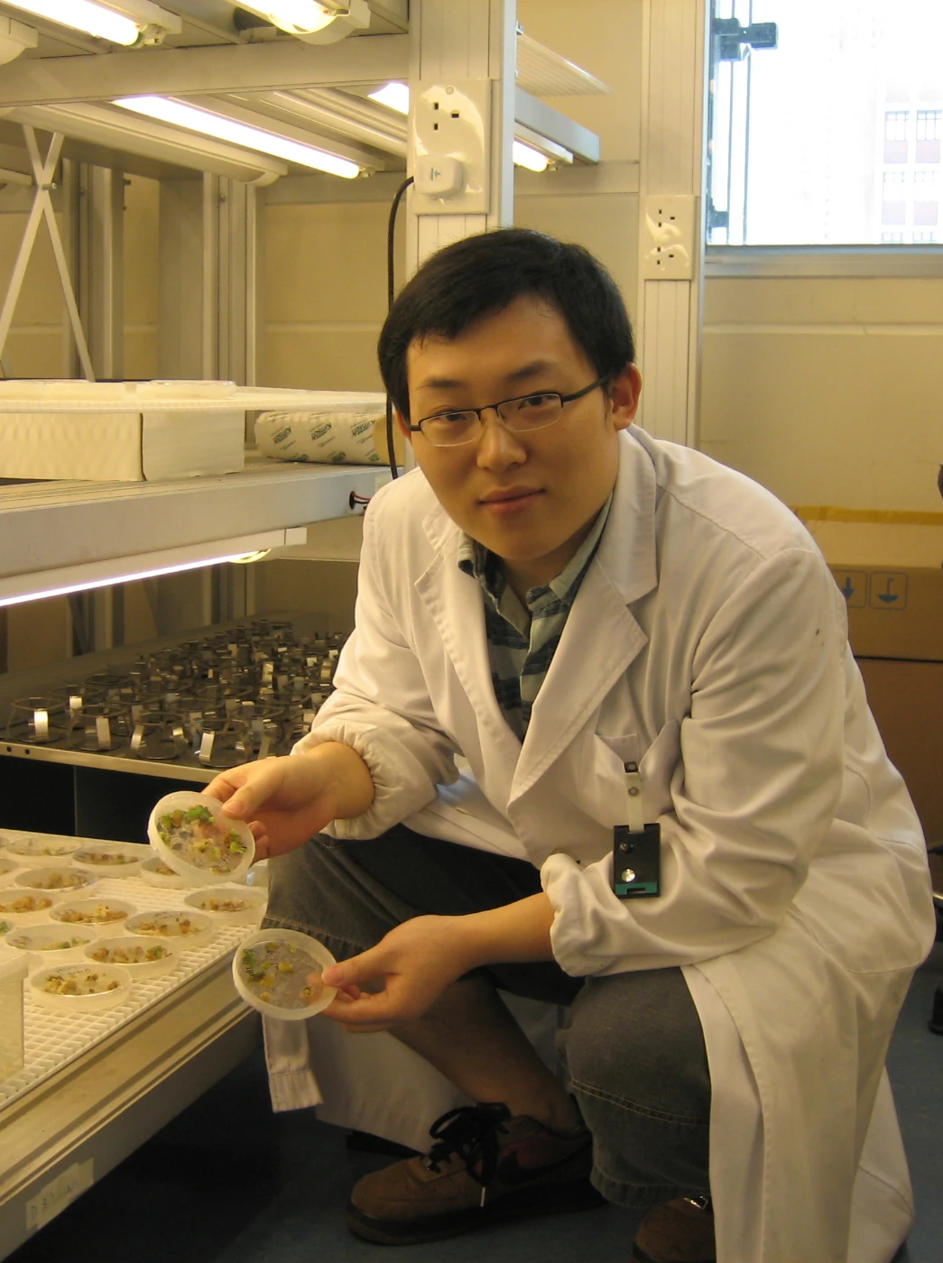 Dr Du Zhi-yan