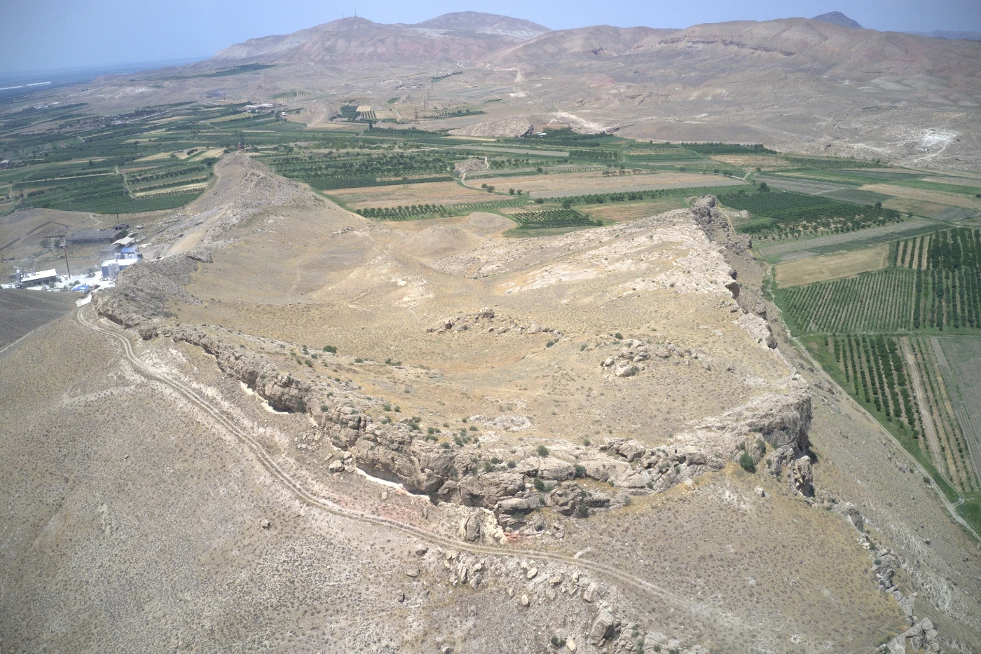 HKU archaeological team excavates at one of the major fortress-settlements in the Armenian Highlands – the highest part of the ancient Near East