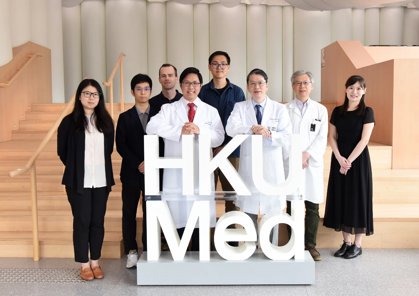 HKUMed finds global prevalence of H. pylori infection steadily <br>
declining over 40 years <br>
Combination of antibiotics in treating H. pylori could alter the virus community in the gut