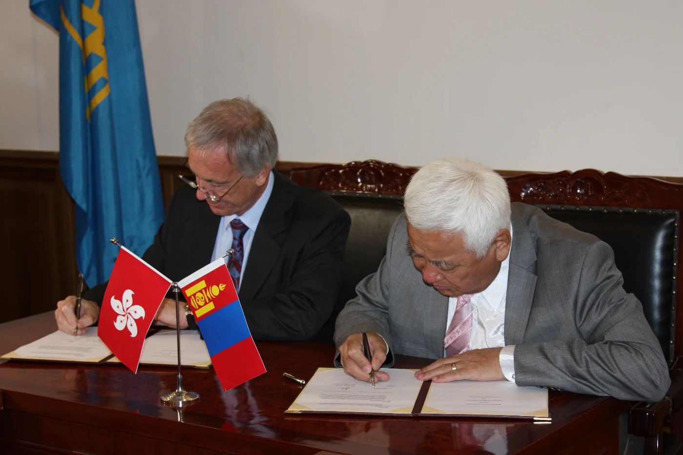 HKU signs MOU with the National University of Mongolia