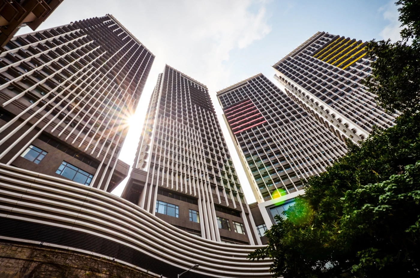 港大四所住宿學院命名<br>
連繫社區<br>
開創住宿學院新傳統