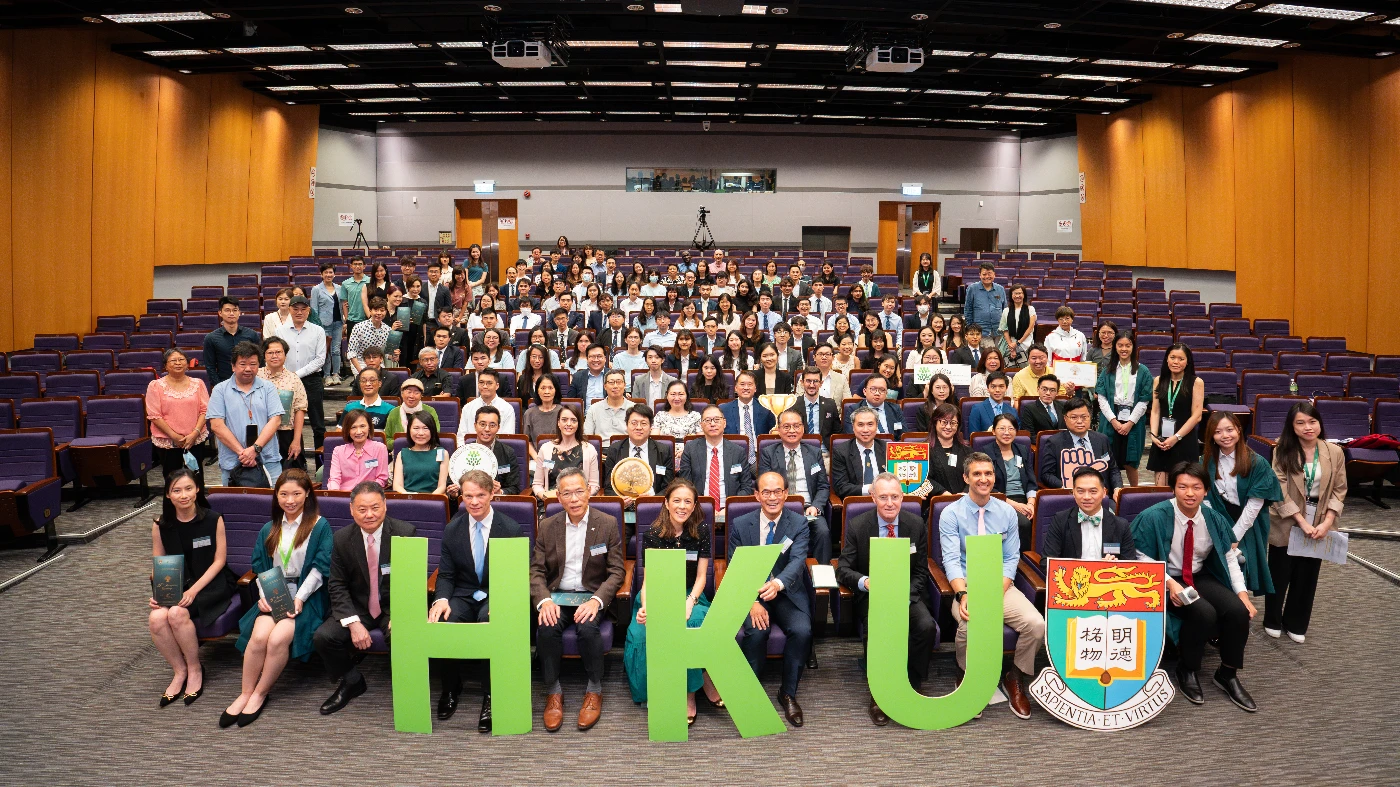 HKU holds the 27th Recognition Ceremony<br>
Honouring HKU students for their exceptional achievements and contribution to the HKU Community and Beyond