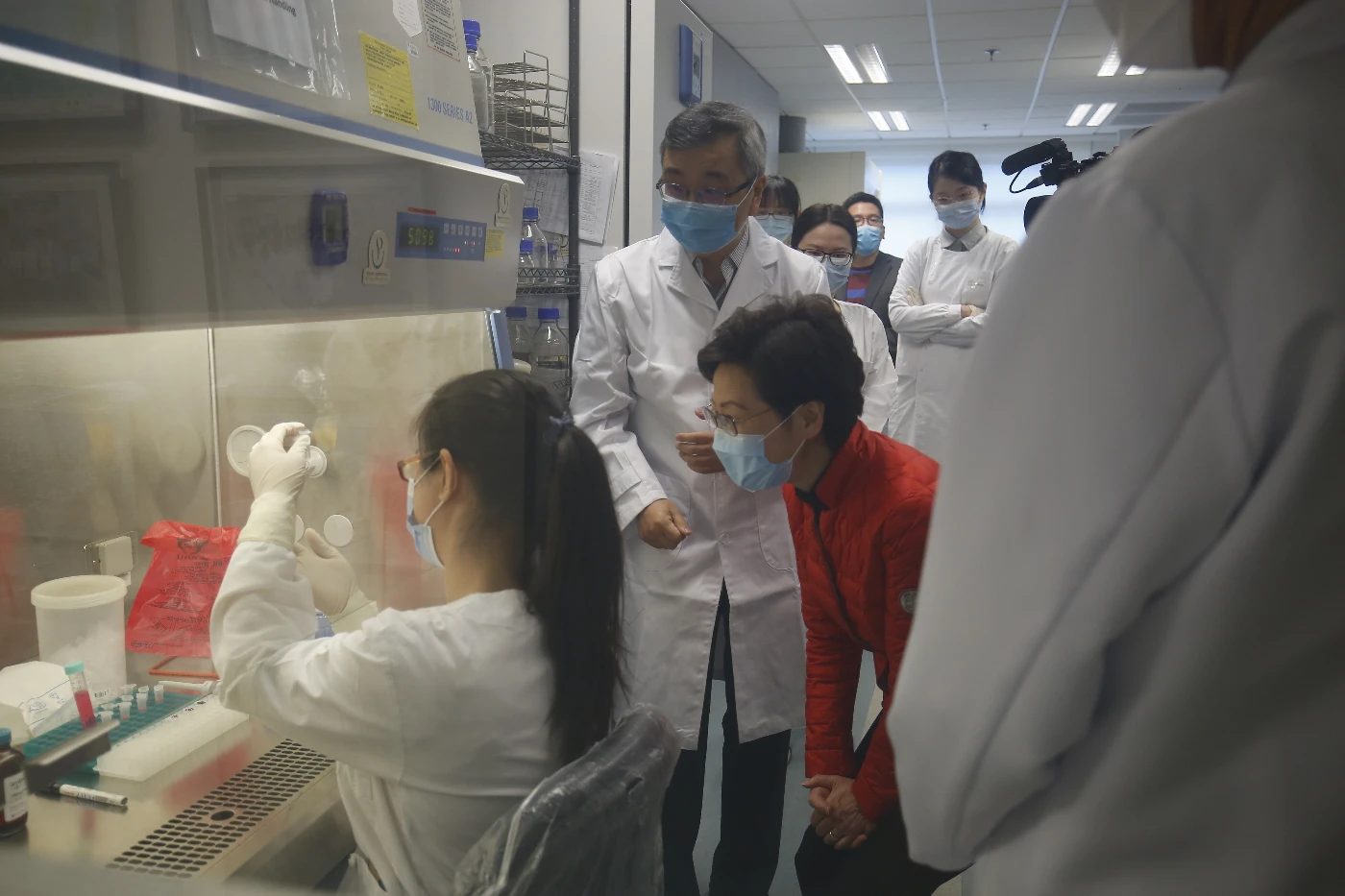 香港大學工程學院領導的團隊與政府合作抗疫<br>
加快新冠病毒污水監測