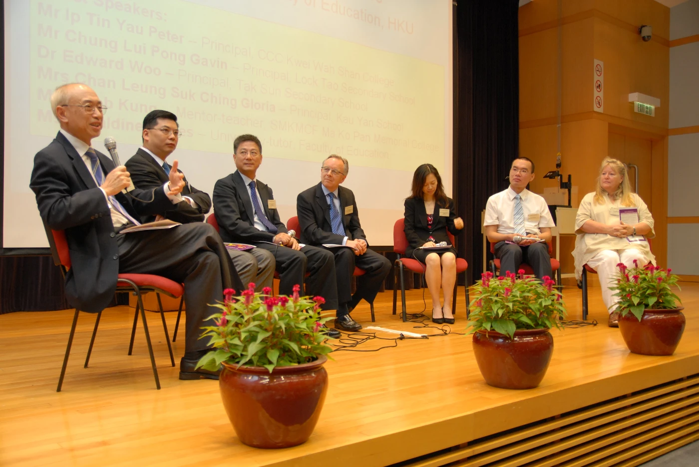 HKU Faculty of Education 2010 Knowledge Exchange Awards for Staff and Students