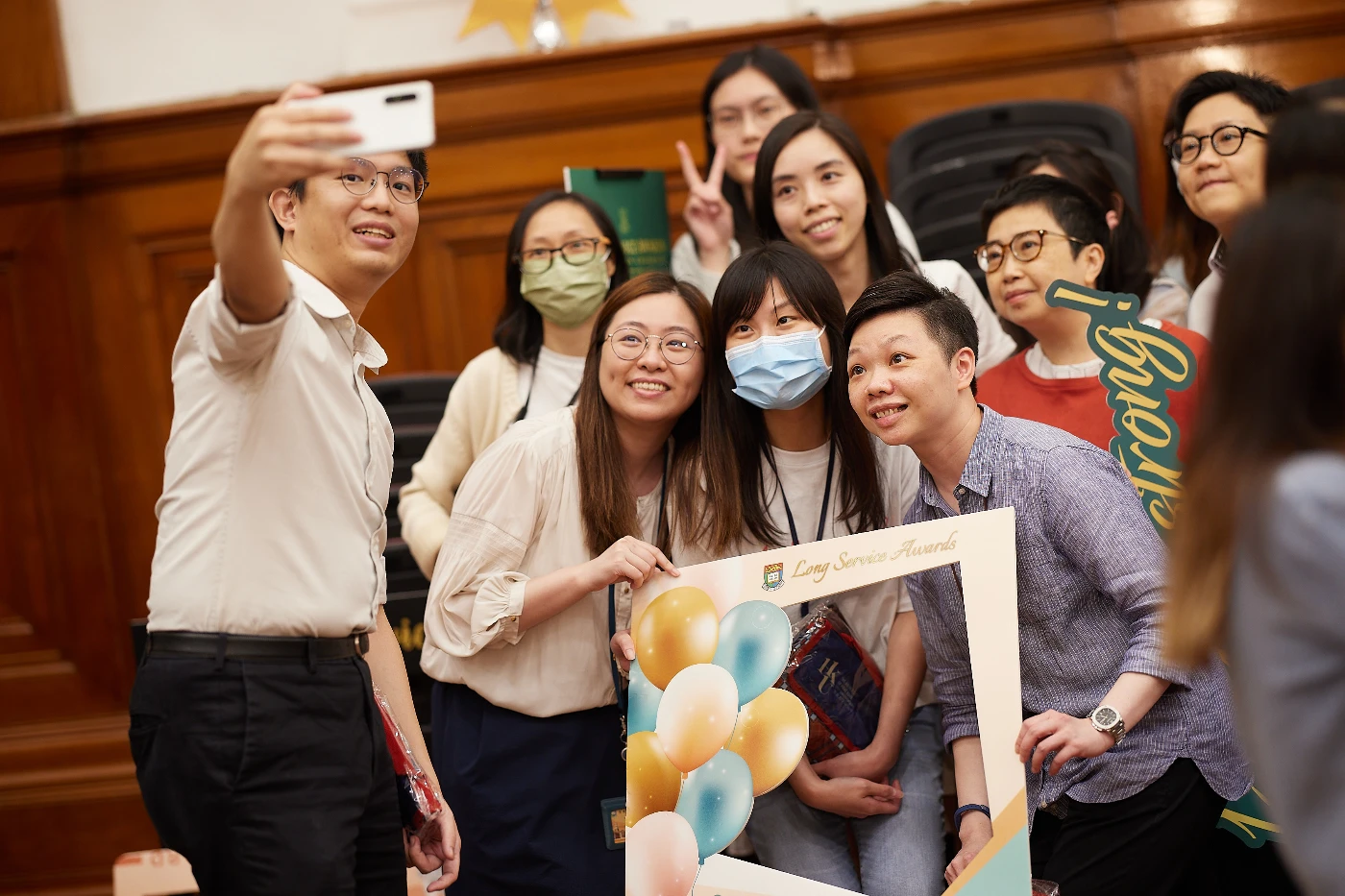 HKU holds Long Service Awards Presentation Ceremony to recognise over 220 staff members