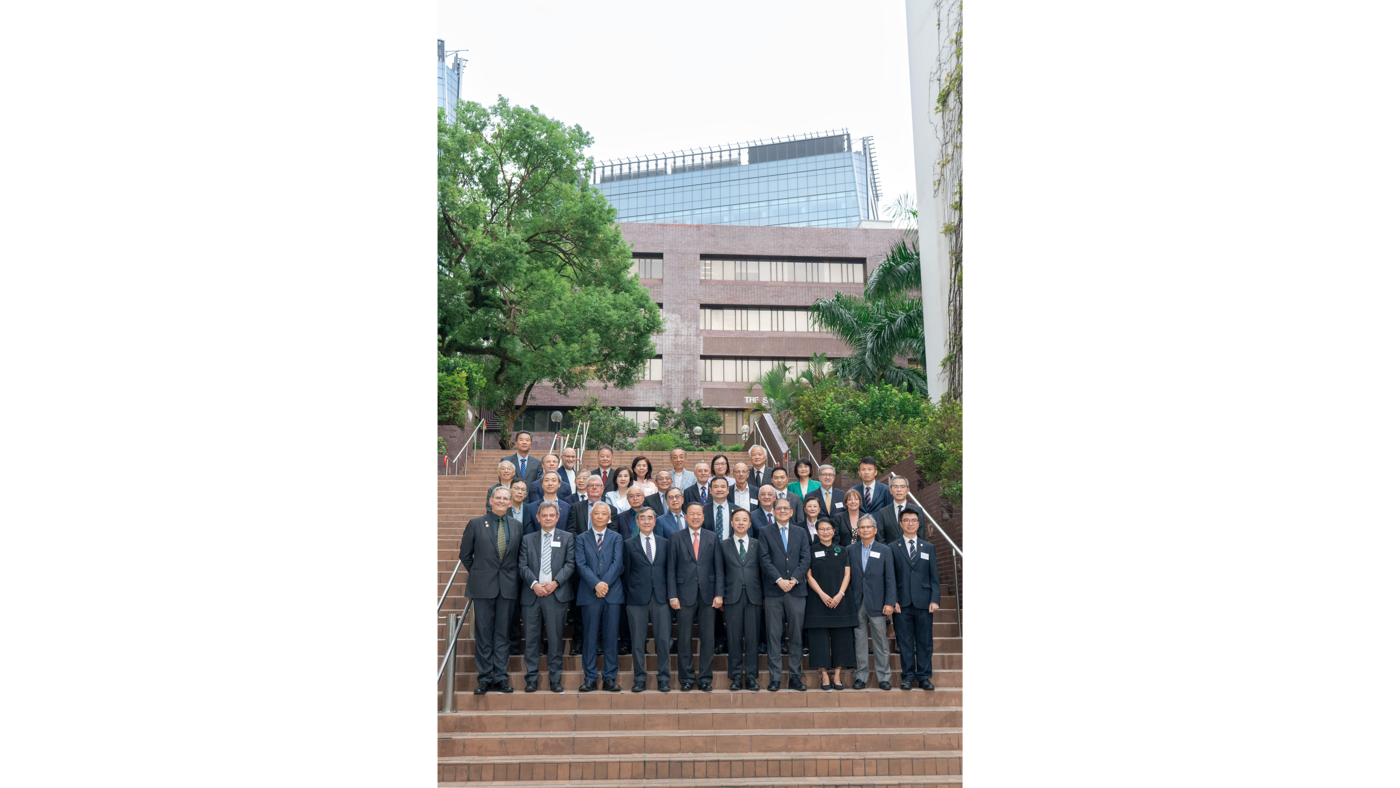 香港大学欢迎大学教育资助委员会代表团到访
