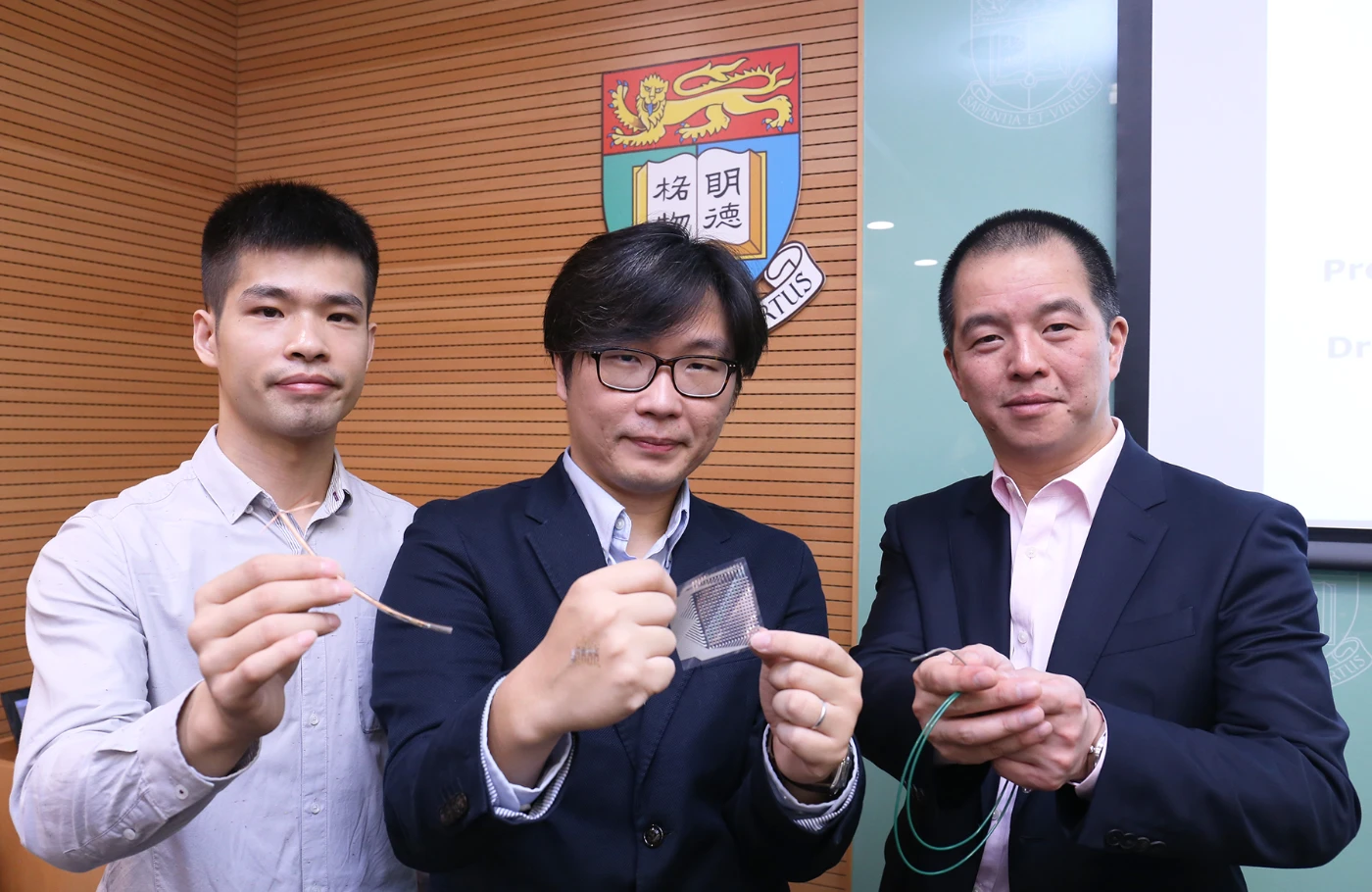 港大工程學院及李嘉誠醫學院合作<br>
成功研發實時超薄感應器 可令醫生檢測及治療炎症速度大大加快30倍