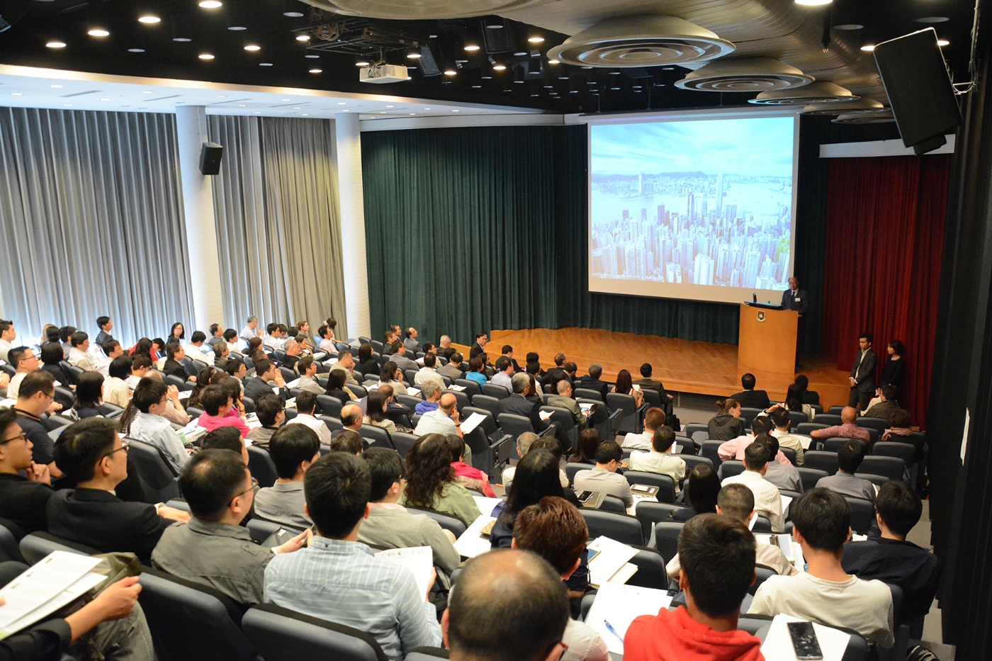 HKU leads research on Systems Zero Carbon Building Policy and Partnership (English only)
