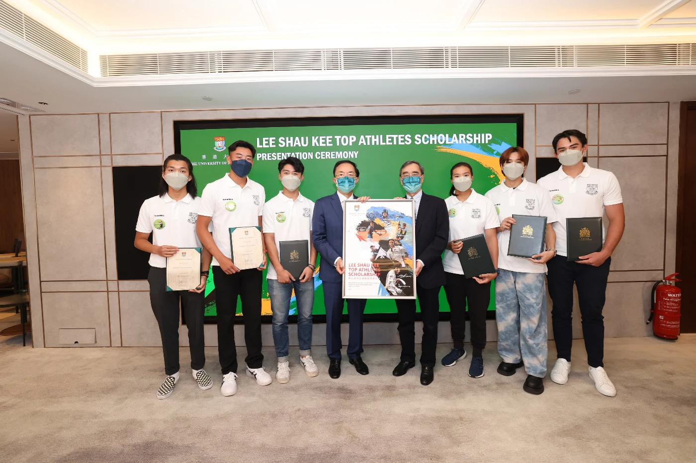 HKU awards six outstanding student-athletes with<br>
the HKU Lee Shau Kee Top Athletes Scholarship worth HK$400,000 each