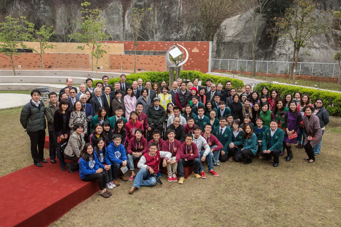 HKU unveils sculpture in recognition of Dr Stanley Ho
