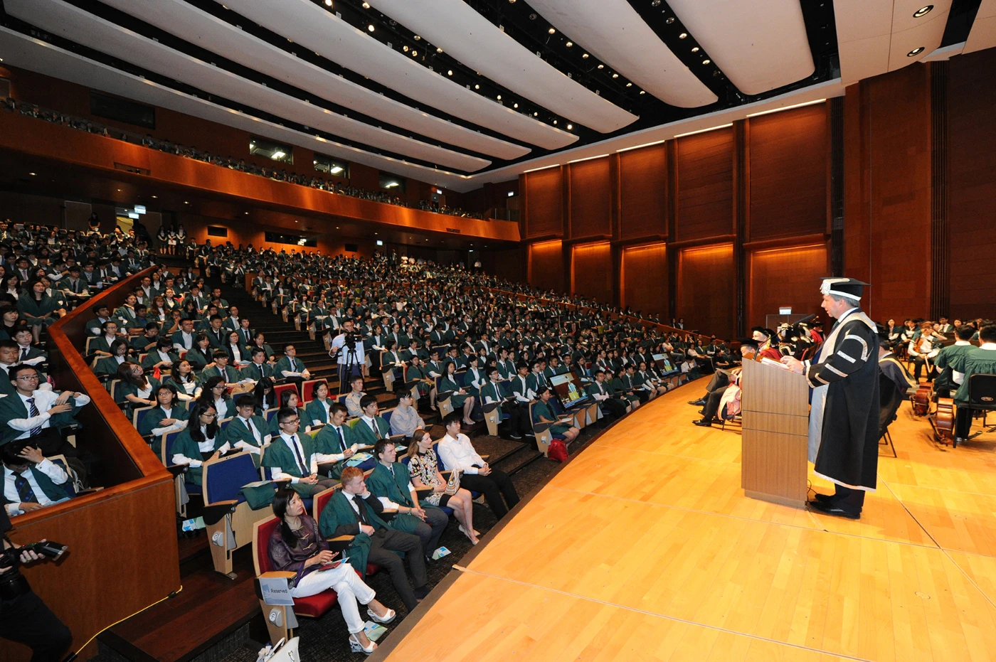 香港大學舉行2016年度新生入學禮
