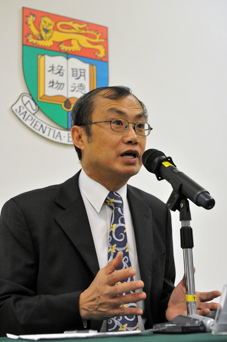 HKU Education Professor Frederick Leung receives the Hans Freudenthal Medal for 2013