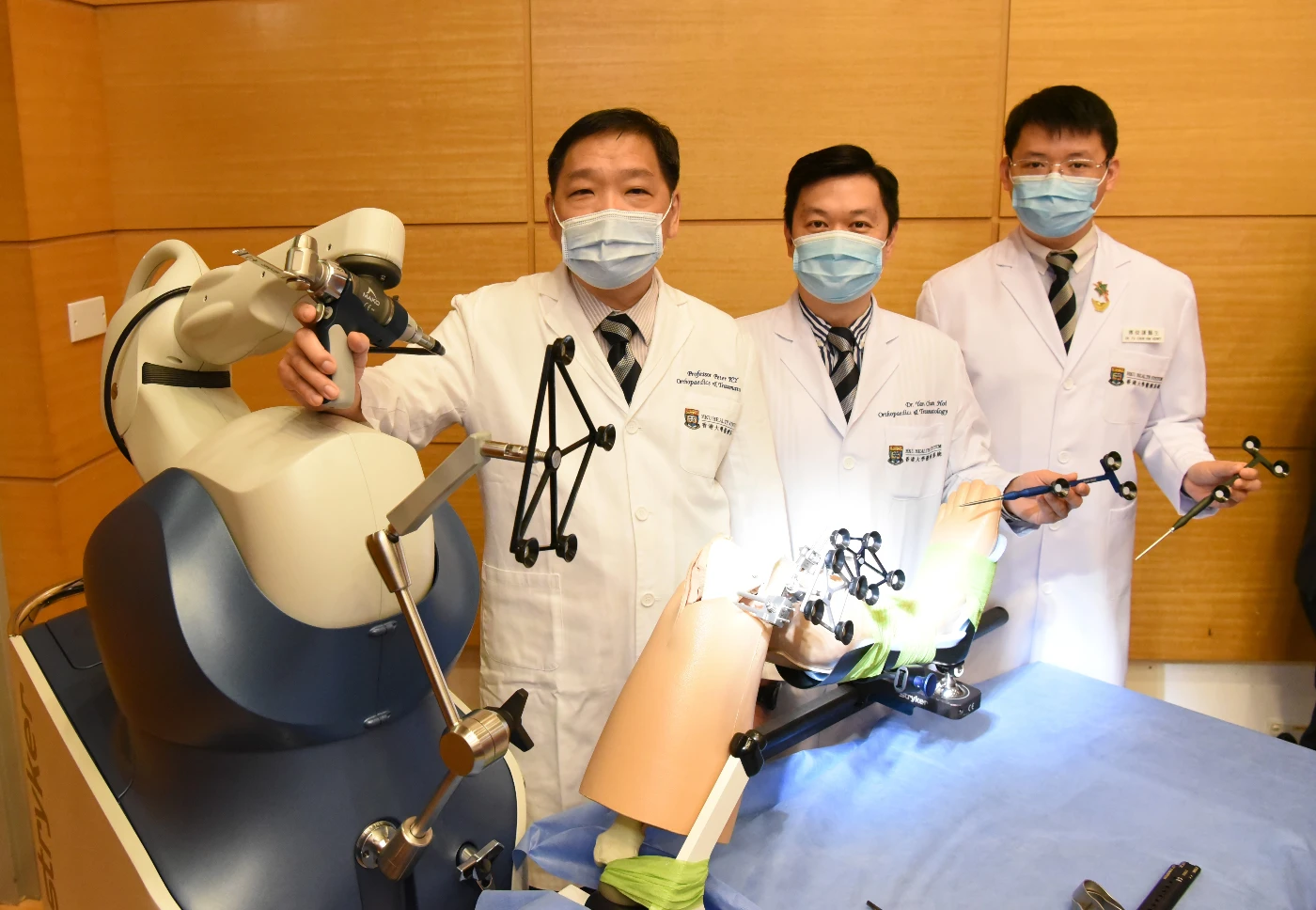 港大醫學院引入嶄新機械臂關節置換技術<br>
提升手術精準度