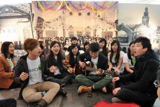 港大百周年晚宴，與港大大家庭成員及香港市民共享喜悅
