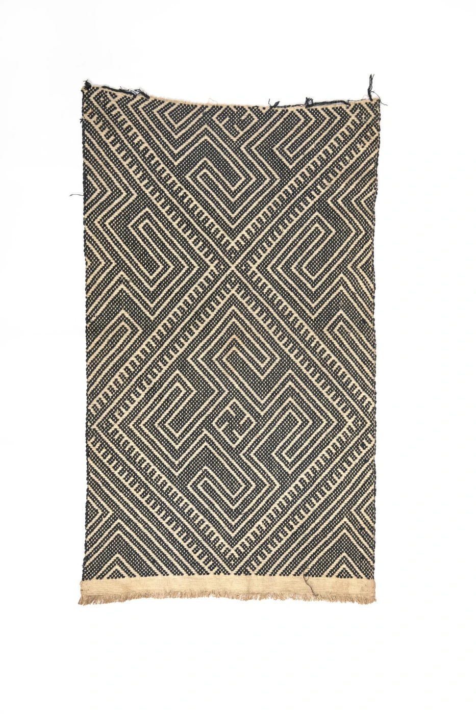 Jianhe Bellyband: Plain brocade, simple yet elegant black and white bellyband with rectangular patterns.